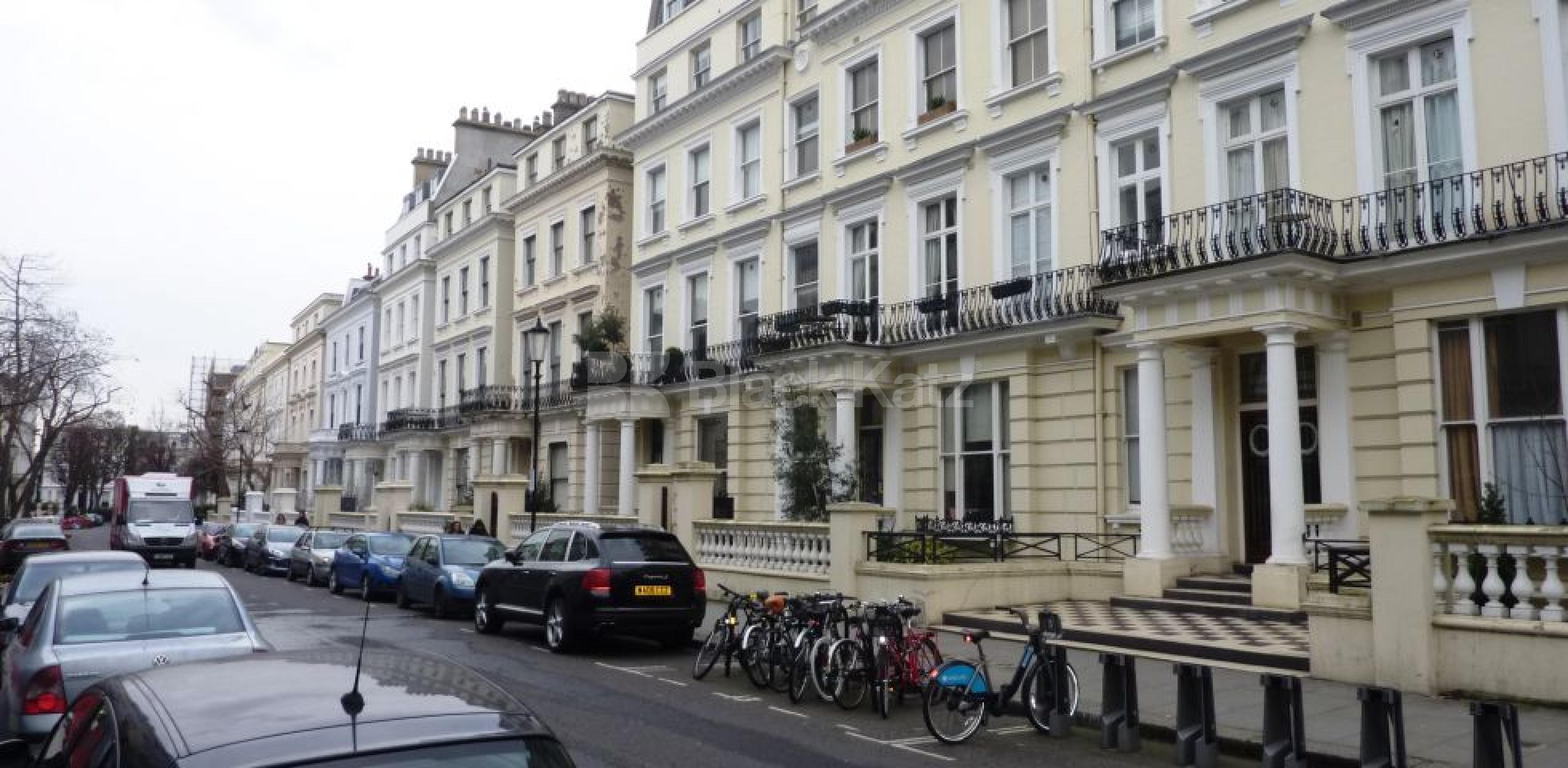 			NEW INSTRUCTION!, Studio Apartment, 1 bath, 1 reception Studio			 Pembridge Gardens, NOTTING HILL W2